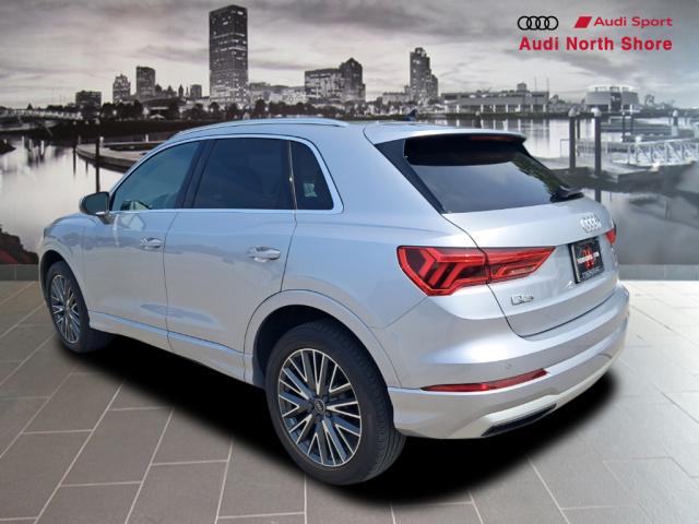 2022 Audi Q3 quattro Premium 40 TFSI