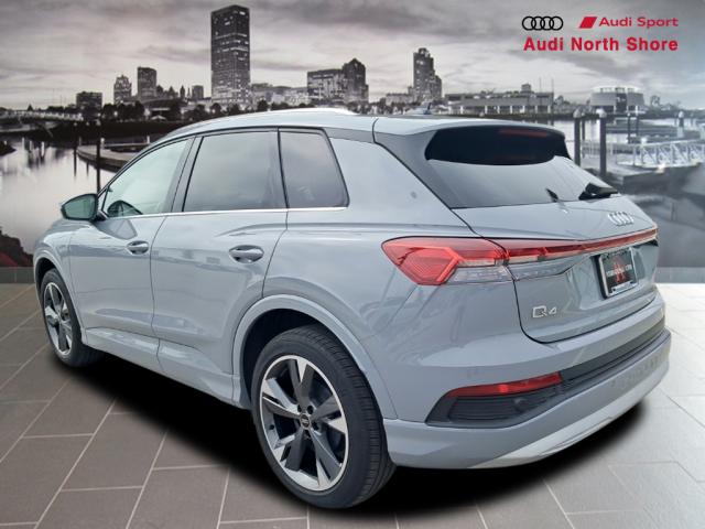 2022 Audi Q4 e-tron quattro Premium 50