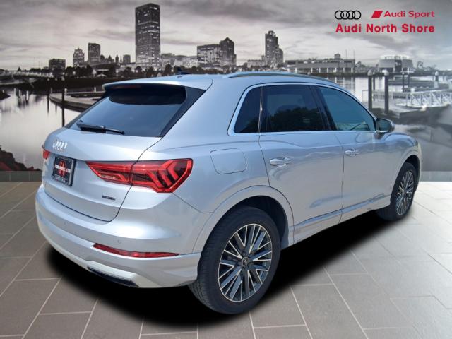2022 Audi Q3 quattro Premium 40 TFSI