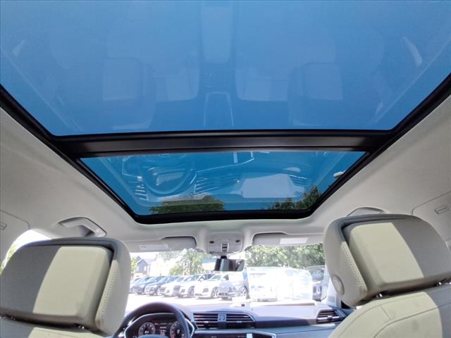 2025 Audi Q3 45 S line quattro Premium