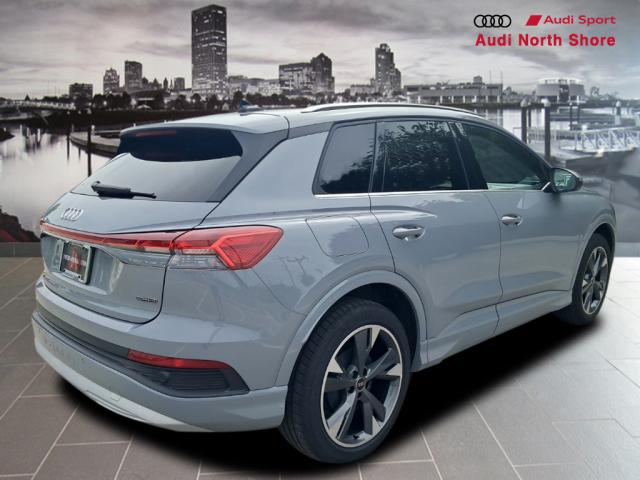 2022 Audi Q4 e-tron quattro Premium 50