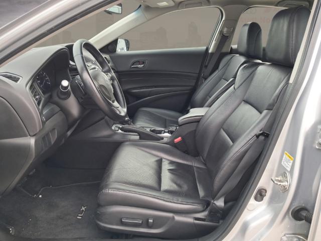 2013 Acura ILX 2.0L w/Tech