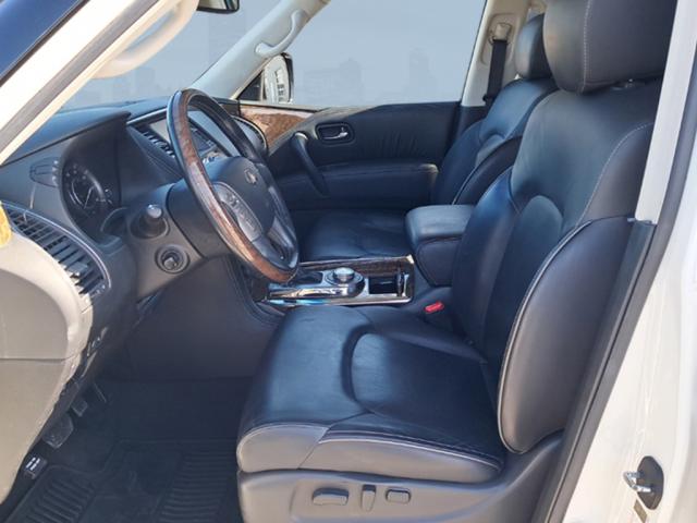 2017 INFINITI QX80 