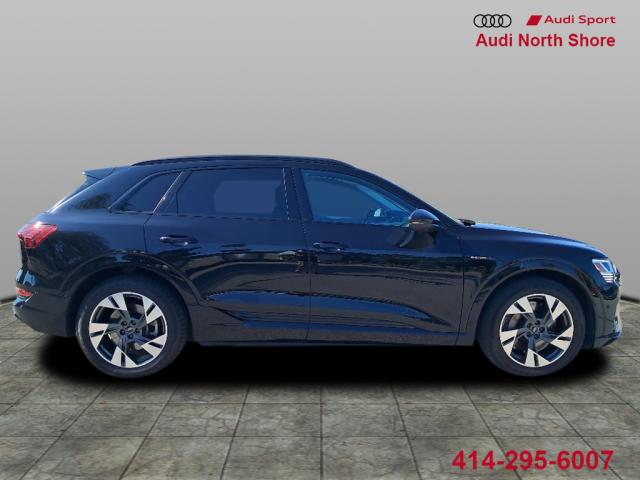 2023 Audi e-tron quattro Premium