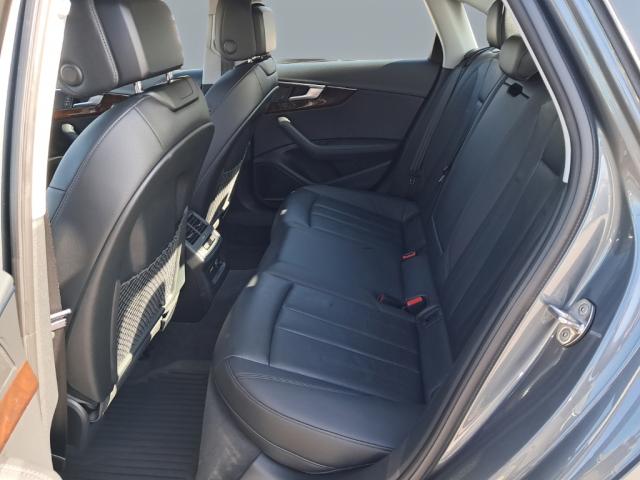 2019 Audi A4 quattro Premium Plus 45 TFSI
