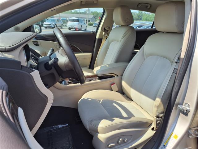 2016 Buick LaCrosse Base