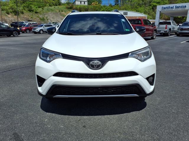 2017 Toyota RAV4 SE