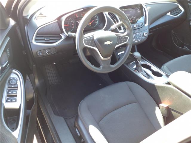 2022 Chevrolet Malibu LT w/1LT