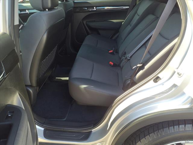 2012 Kia Sorento LX