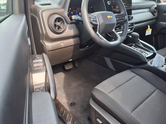 2025 Chevrolet Colorado WT/LT