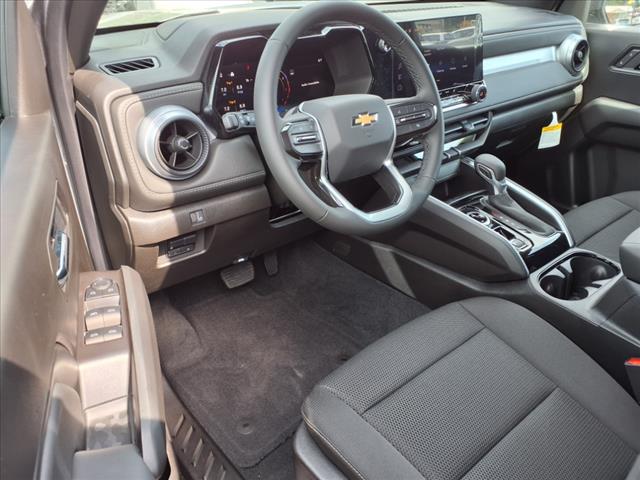 2025 Chevrolet Colorado WT/LT