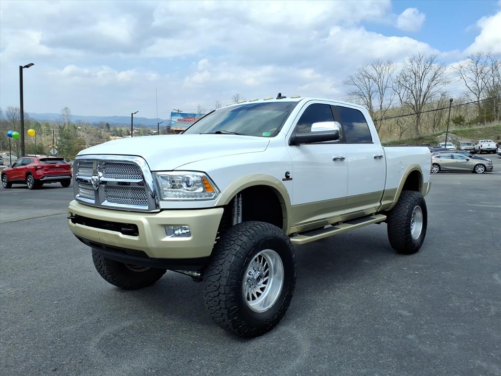2014 RAM 3500 Laramie Longhorn Crew Cab 4WD