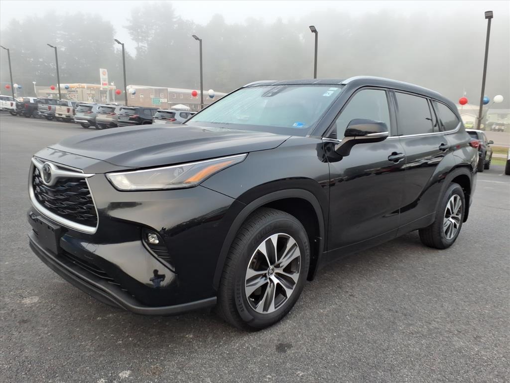2022 Toyota Highlander SUV / Crossover All-Wheel Drive 8-Speed Automatic