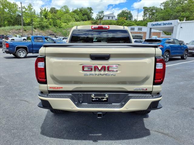 2024 GMC Canyon AT4