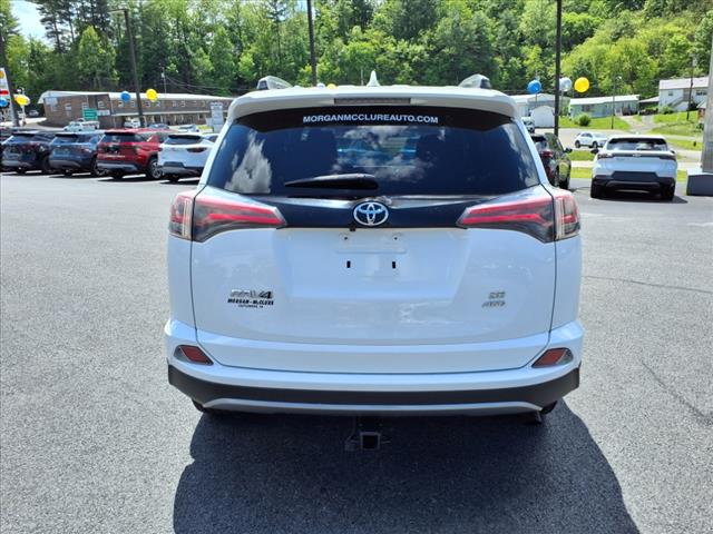 2017 Toyota RAV4 SE