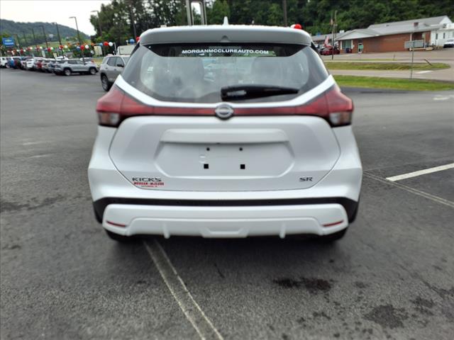 2023 Nissan Kicks SR
