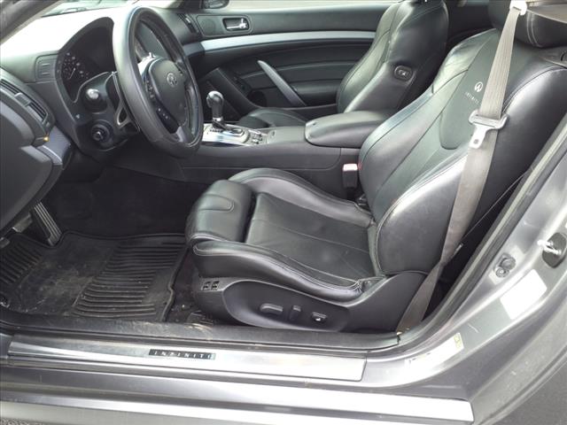 2011 INFINITI G37 Coupe Base