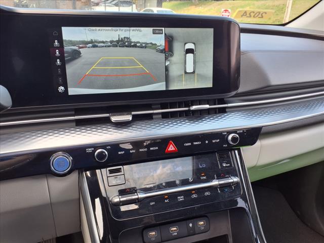 2024 Kia Carnival SX