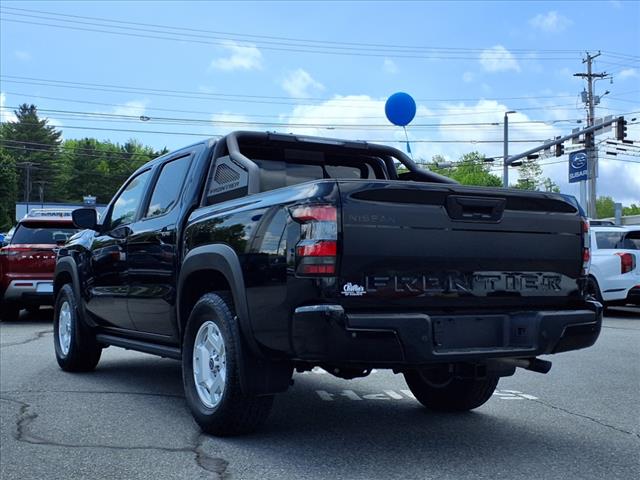 2024 Nissan Frontier 