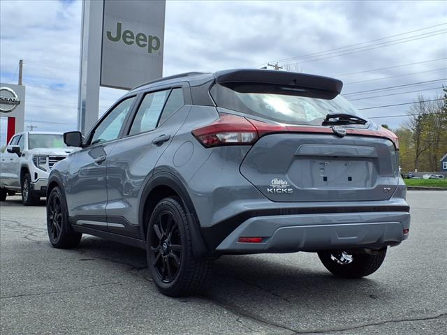 2023 Nissan Kicks SR