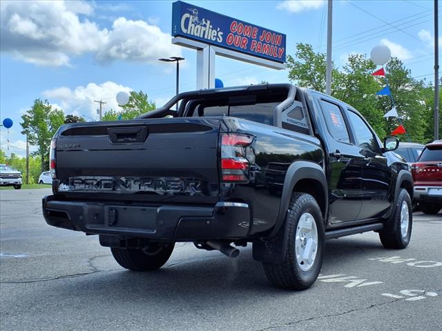 2024 Nissan Frontier 