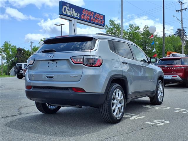 2022 Jeep Compass Latitude Lux
