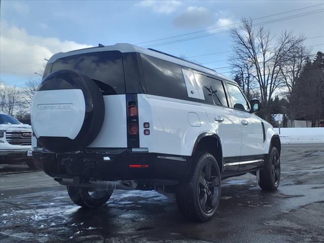 2024 Land Rover Defender X-Dynamic SE
