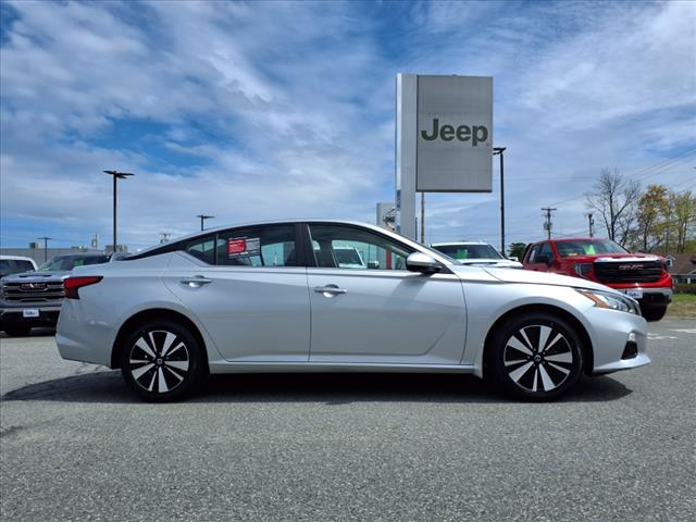 2022 Nissan Altima 2.5 SV