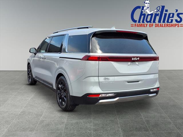 2024 Kia Carnival SX