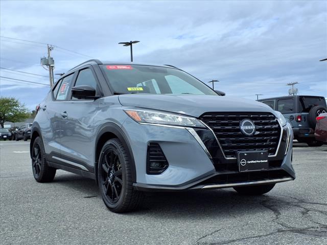2023 Nissan Kicks SR