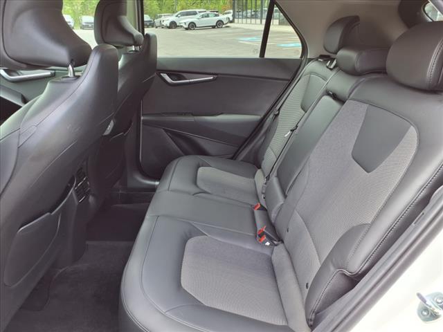 2023 Kia Niro EX