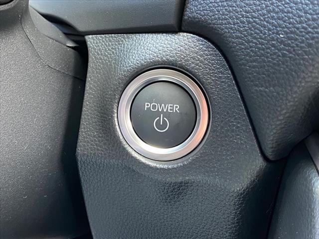 2025 Toyota RAV4 Plug-in Hybrid SE