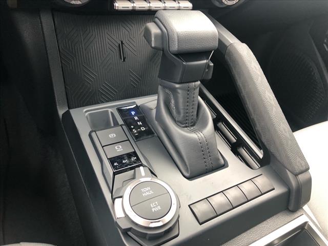 2025 Toyota Tacoma SR5 V6
