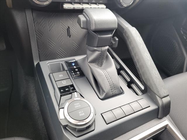 2025 Toyota Tacoma SR5 V6