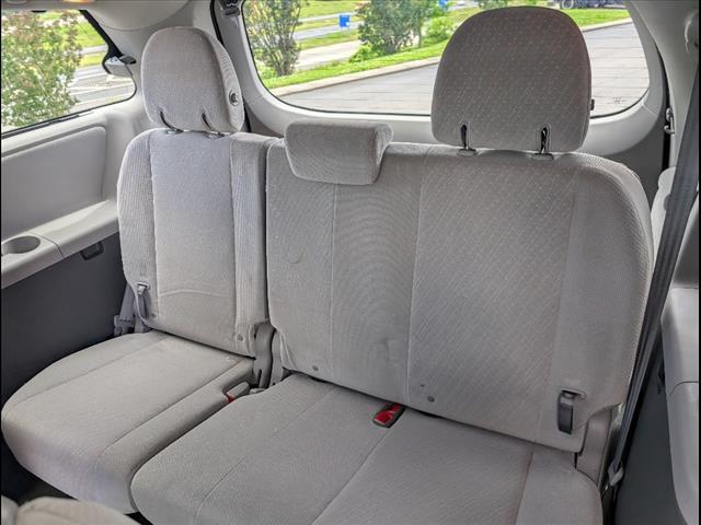 2017 Toyota Sienna LE 8 Passenger