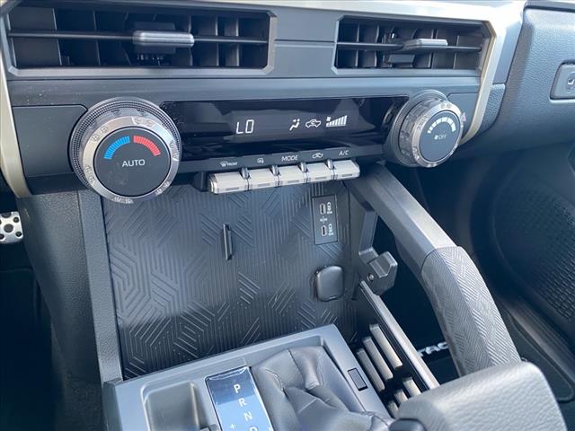 2025 Toyota Tacoma TRD Sport V6