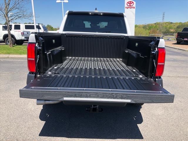 2025 Toyota Tacoma SR V6