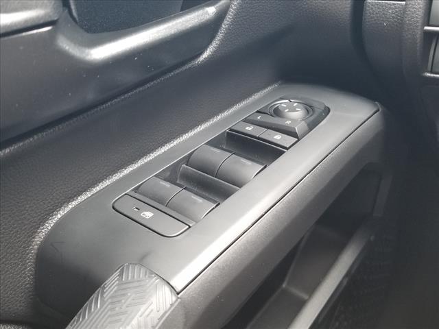 2025 Toyota Tacoma SR5 V6
