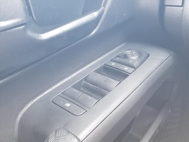 2025 Toyota Tacoma SR V6
