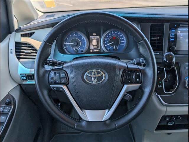 2015 Toyota Sienna XLE