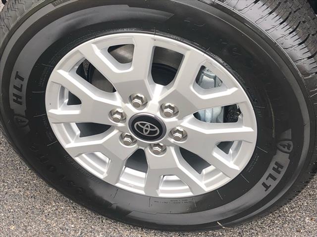 2025 Toyota Tacoma SR5 V6