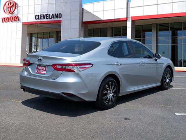 2020 Toyota Camry Hybrid LE
