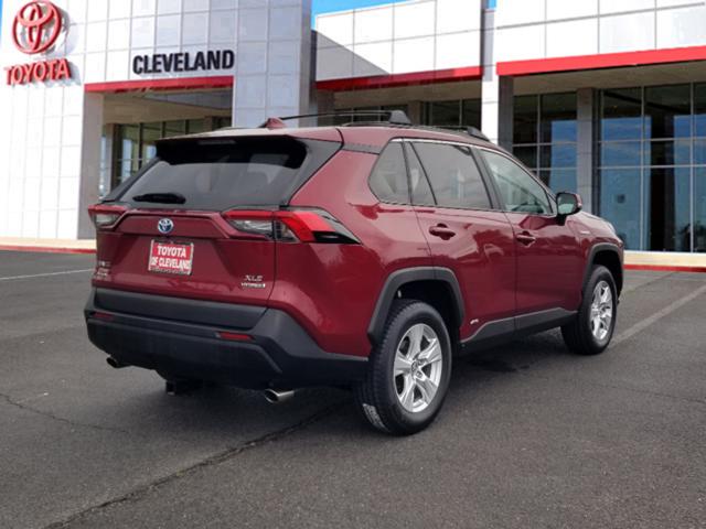 2020 Toyota RAV4 Hybrid XLE