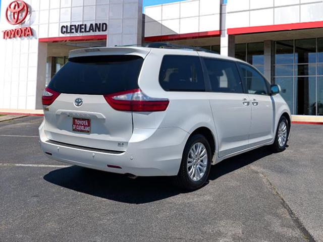 2015 Toyota Sienna XLE