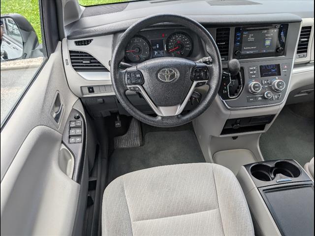 2017 Toyota Sienna LE 8 Passenger