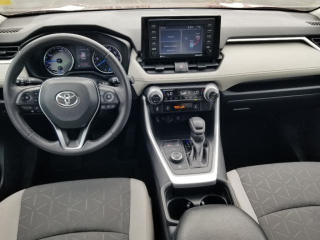 2020 Toyota RAV4 Hybrid XLE
