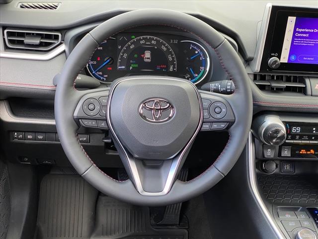 2025 Toyota RAV4 Plug-in Hybrid SE
