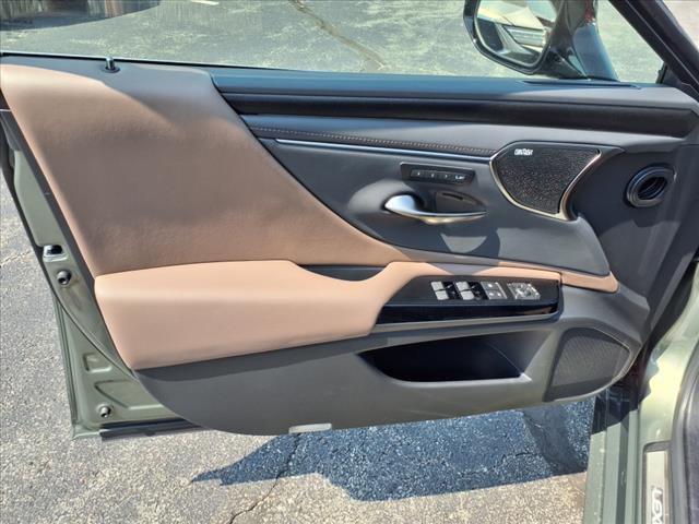 2025 Lexus ES 350 350 Ultra Luxury