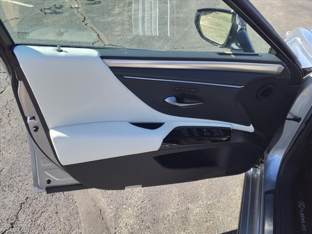 2025 Lexus ES 350 ES 350 F SPORT Handling