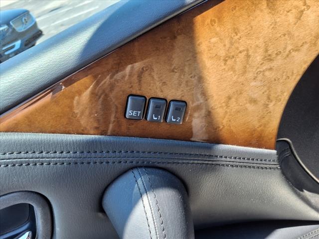 2014 INFINITI QX80 Base